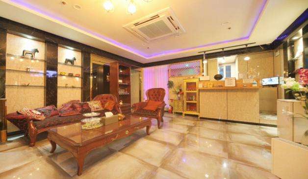 일산 주엽역 퀸즈타이