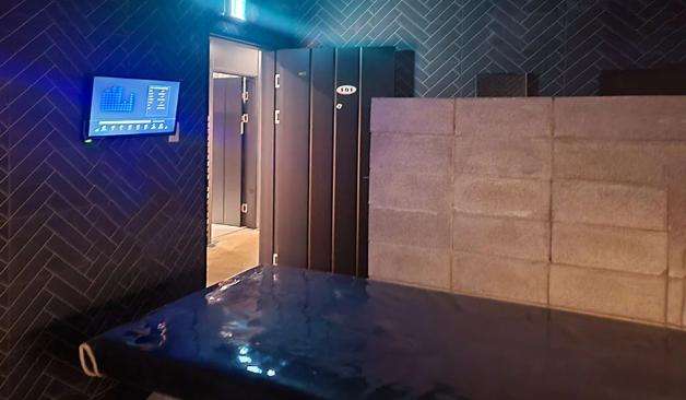 세종 보람동 킹스맨 스웨디시 모니터가 보이는 관리실 실제 샵사지