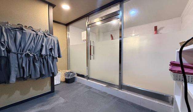 인천 병아리테라피 샤워장 통로