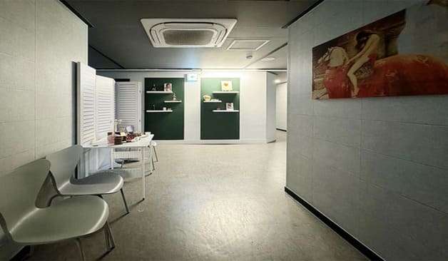 대전 애플스웨디시 마사지샵 복도 실제 샵사진1