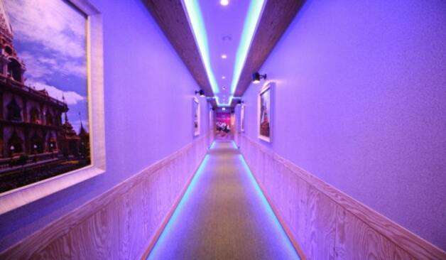 천안 성정동 세타마사지 복도 실제 샵사진3