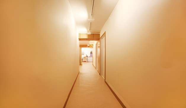 마포 공덕역 나우테라피 복도