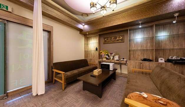 울산 달동 굿타이 편안한 대기공간 이미지