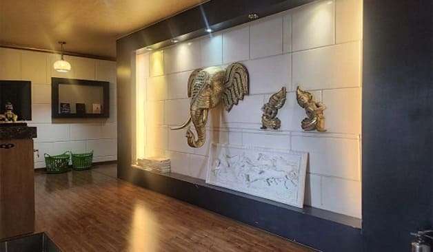 광주 용봉동 궁아로마 복도