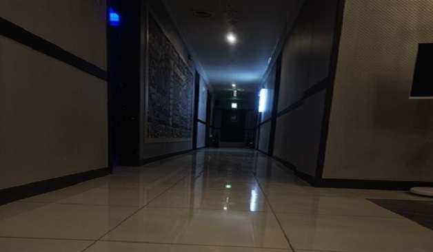 대전 둔산동 퀸즈 복도