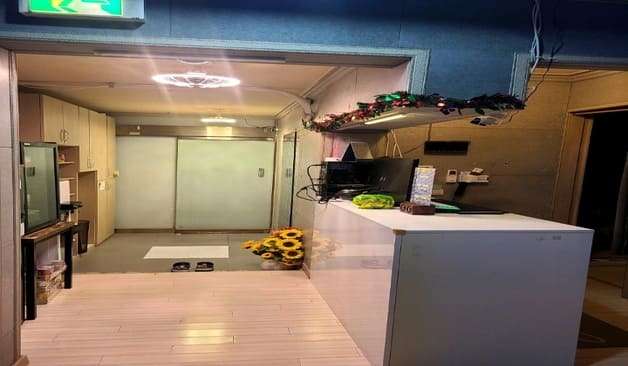 광주 수완지구 썬타이아로마 깔끔하게 정돈된 카운터 이미지