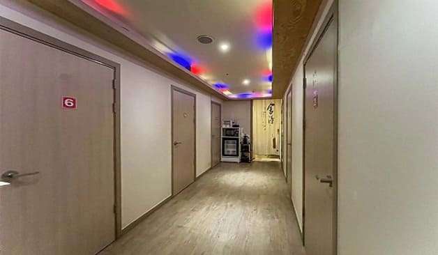 인천 검단 레드아로마 관리실로 가는 복도 이미지