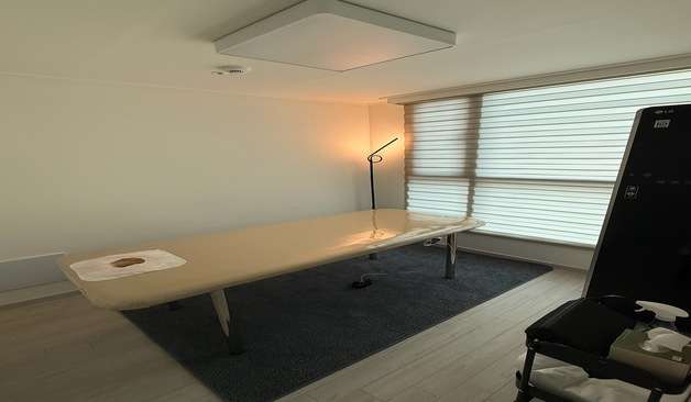 인천 검단 1인샵 애티튜드 마사지샵 밝은 관리실 이미지