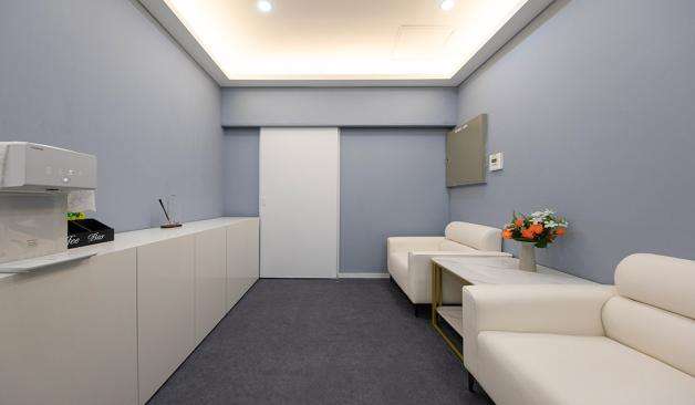 수원 호매실동 달빛테라피 대기실