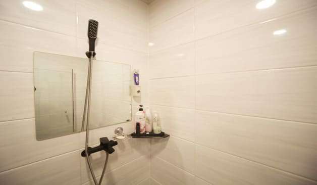 안산 고잔 뮤즈테라피 거울이 있는 샤워실 실제 샵사진