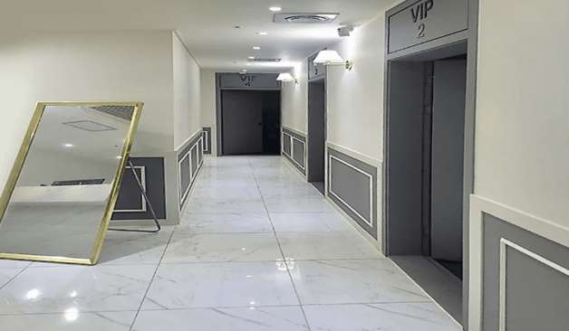 광주 동천동 퍼플스웨디시 전신거울이 보이는 복도 실제 샵사진