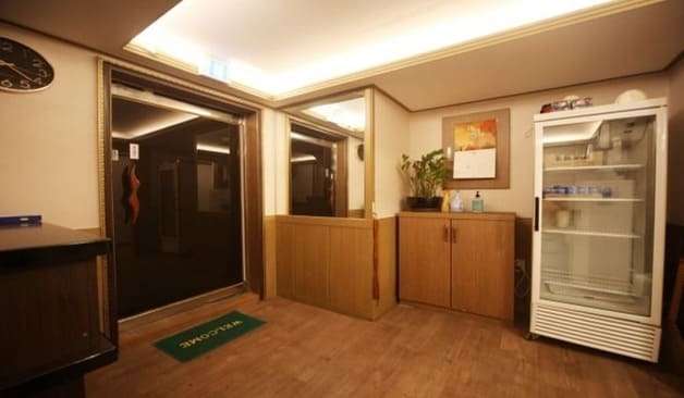 강남 역삼동 오늘테라피 로비