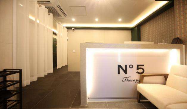 분당 수내역 샤넬테라피 카운터