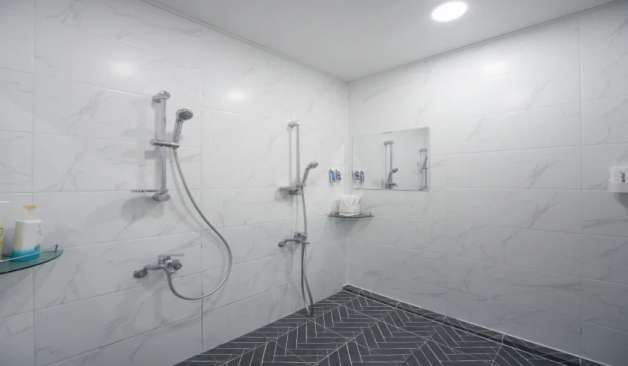 의정부 민락동 드레스룸스웨디시 샤워실 실제 샵사진