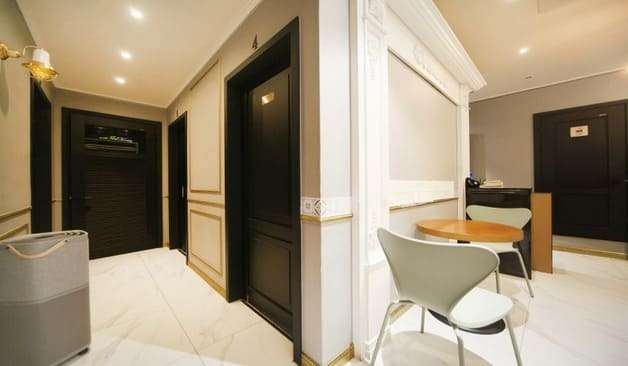 종로 종각역 새콤스웨디시 복도 실제 샵사진1