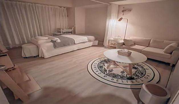 병점 1인샵 예나 청결하하고 아늑해 보이는 관리룸 실제 사진 거실뷰