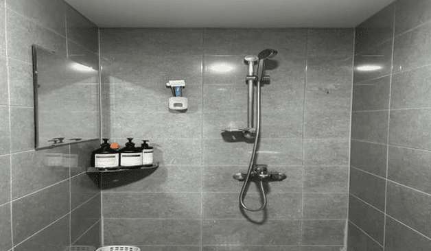 관악 신림동 슈가테라피 샤워실 실제 샵사진3